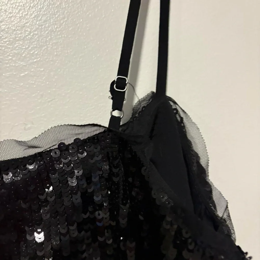 Black sequin J.Crew camisole top‎ with tulle trim large